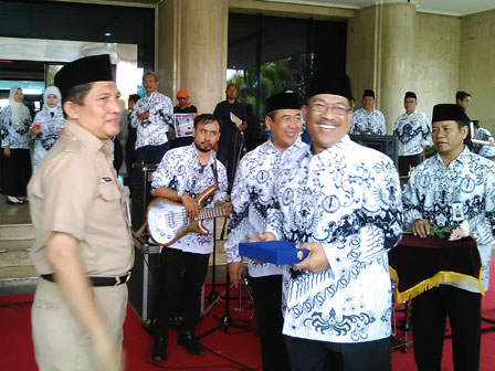 Pencarian PGRI Sukasari - Persatuan Guru Republik Indonesia Cabang Sukasari